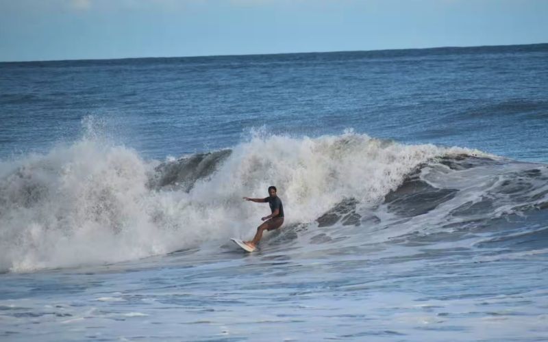 Surf en El Salvador: por qué Mizata se ha convertido en un destino mundial